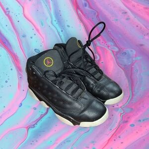 Nike big boys size 3 youth shoes